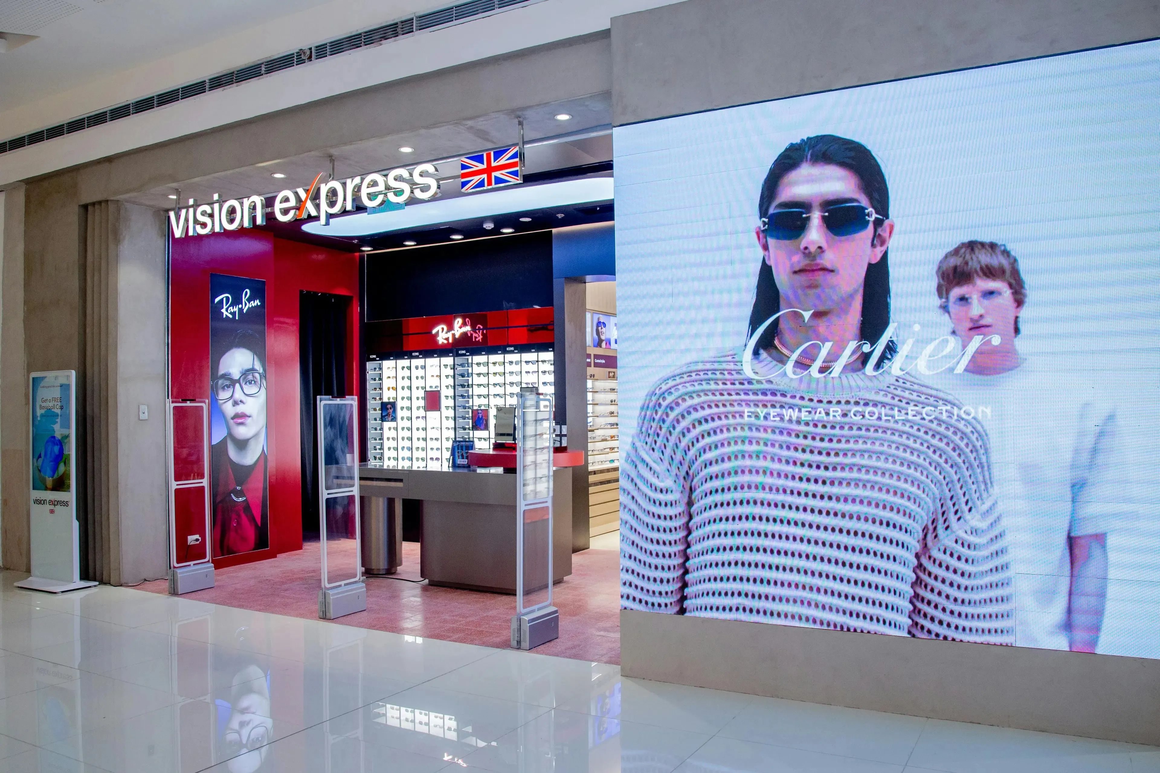 Vision Express Philippines flagship store at SM Mall of Asia